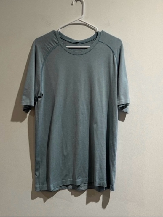 lululemon athletica Other - Lululemon Metal Vent Tech Blue Performance Tee Men’s Large